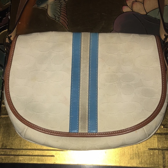 Handbag - Picture 2 of 10